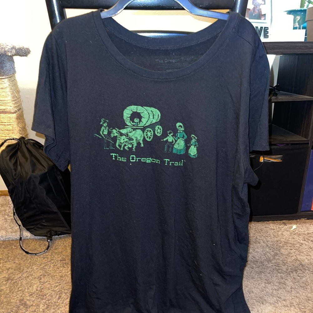 Torrid “The Oregon Trail” Graphic Tee Size 3